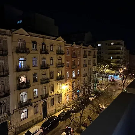 Solo Grande Con Balcon * Lissabon