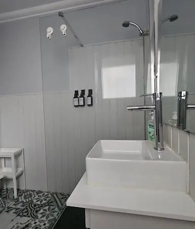 Solo Grande Con Balcon Homestay